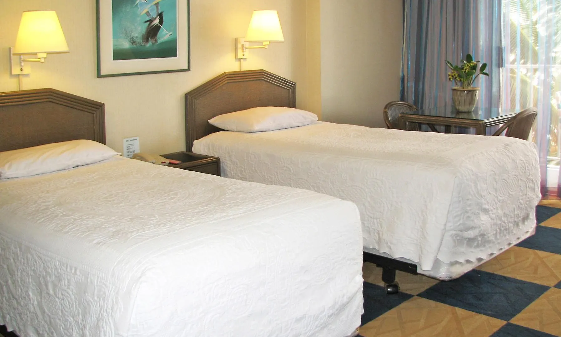 Ewa Hotel Waikiki Honolulu