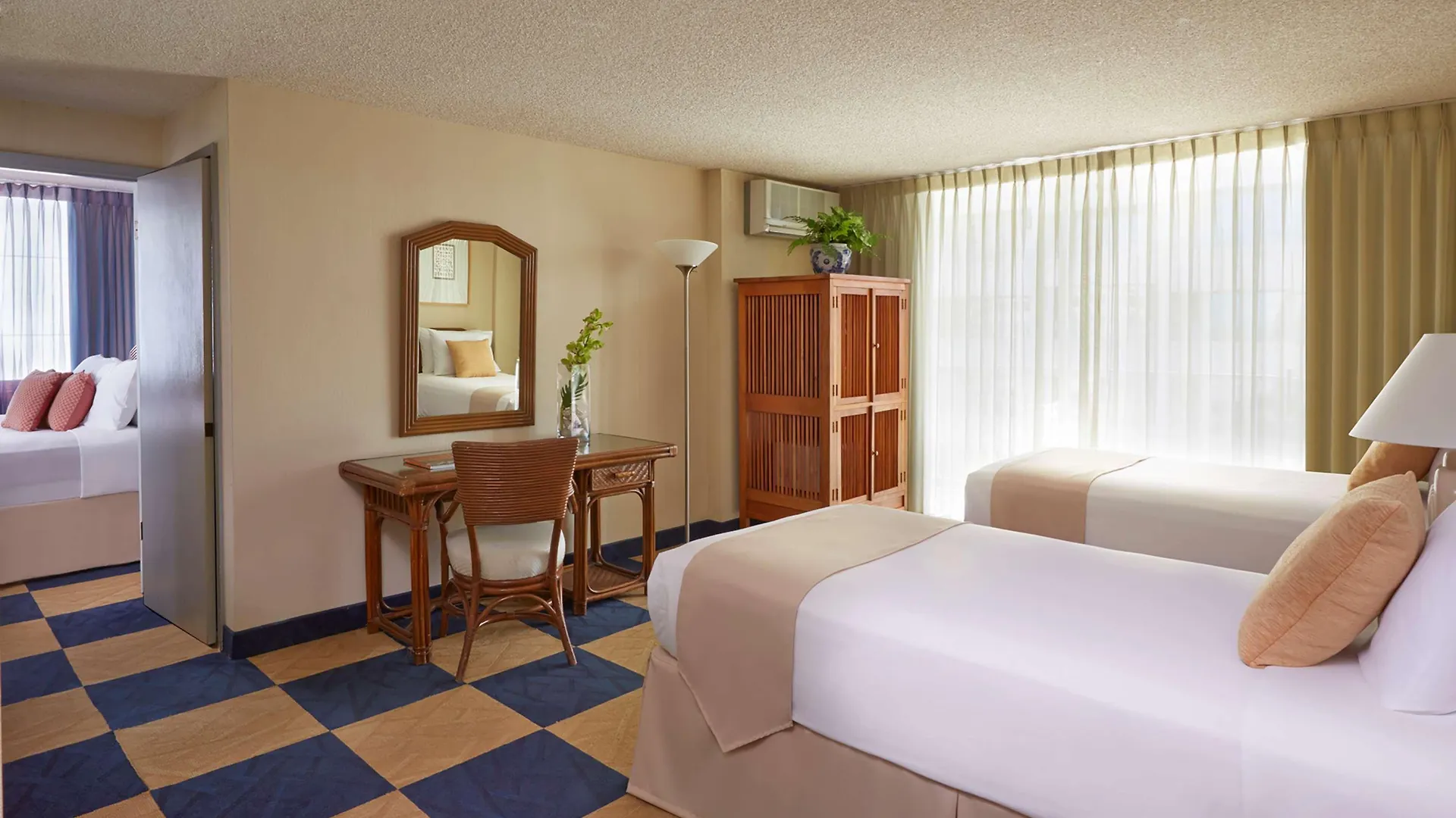 Ewa Hotel Waikiki Honolulu Estados Unidos