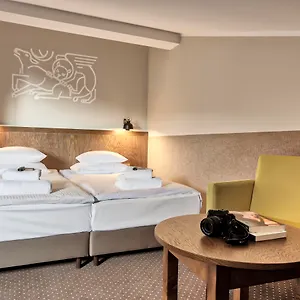 https://bluebells-aparthotel.krakowhotelspoland.com