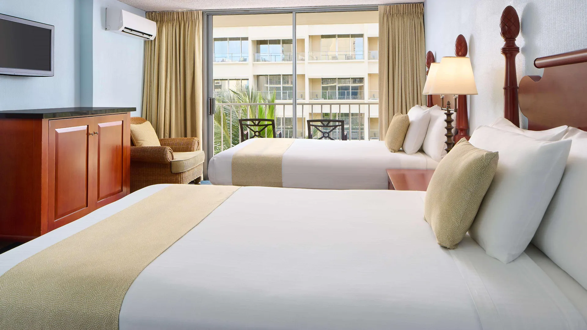 Ewa Hotel Waikiki Honolulu
