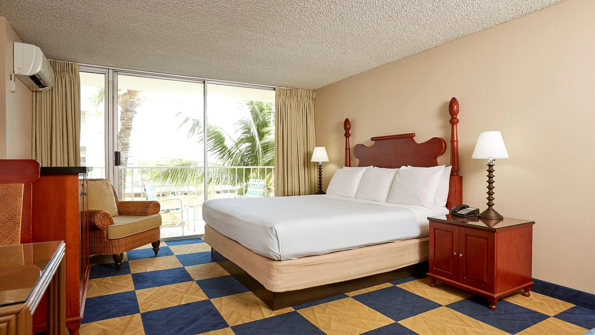 Ewa Hotel Waikiki Honolulu