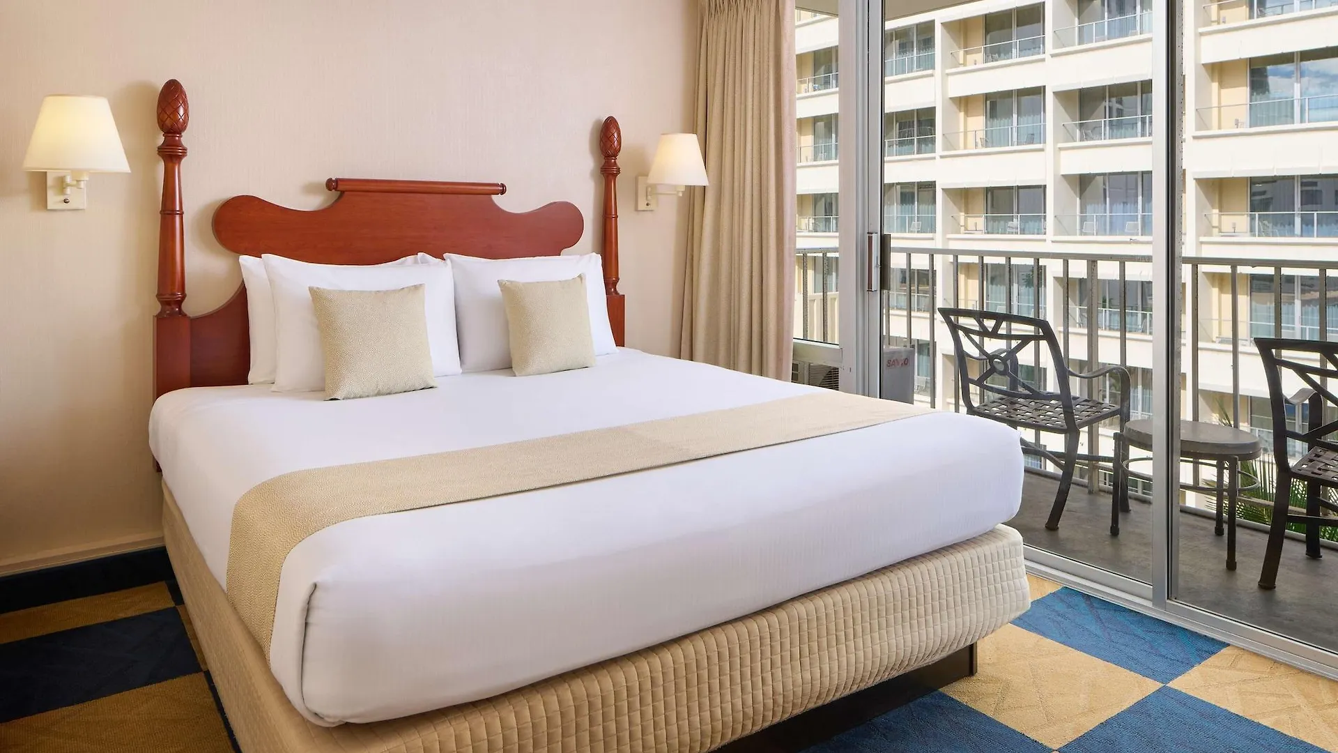 Ewa Hotel Waikiki Honolulu